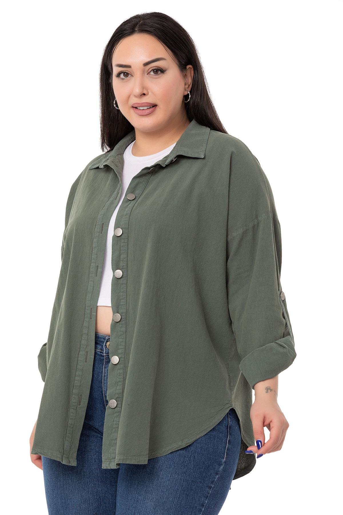 ShirtsDISENTIS MODEST GENC BUYUK BEDEN PARCA BOYALI GOMLEKDISENTIS MODESTBüyük Beden Katlamalı Kollu Metal Düğmeli Haki Gömlek
