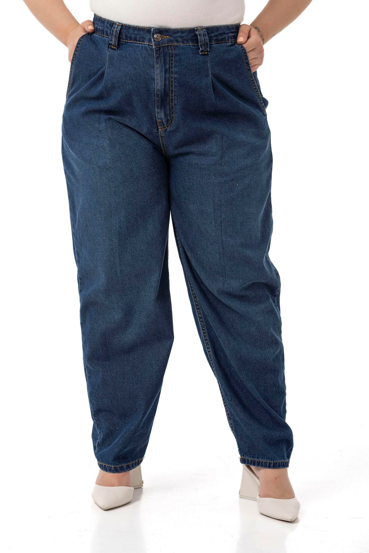Büyük Beden Önü Pileli Yarım Balon Kesim Beli Arkadan Lastikli Cepli Denim Lacivert Pantolon