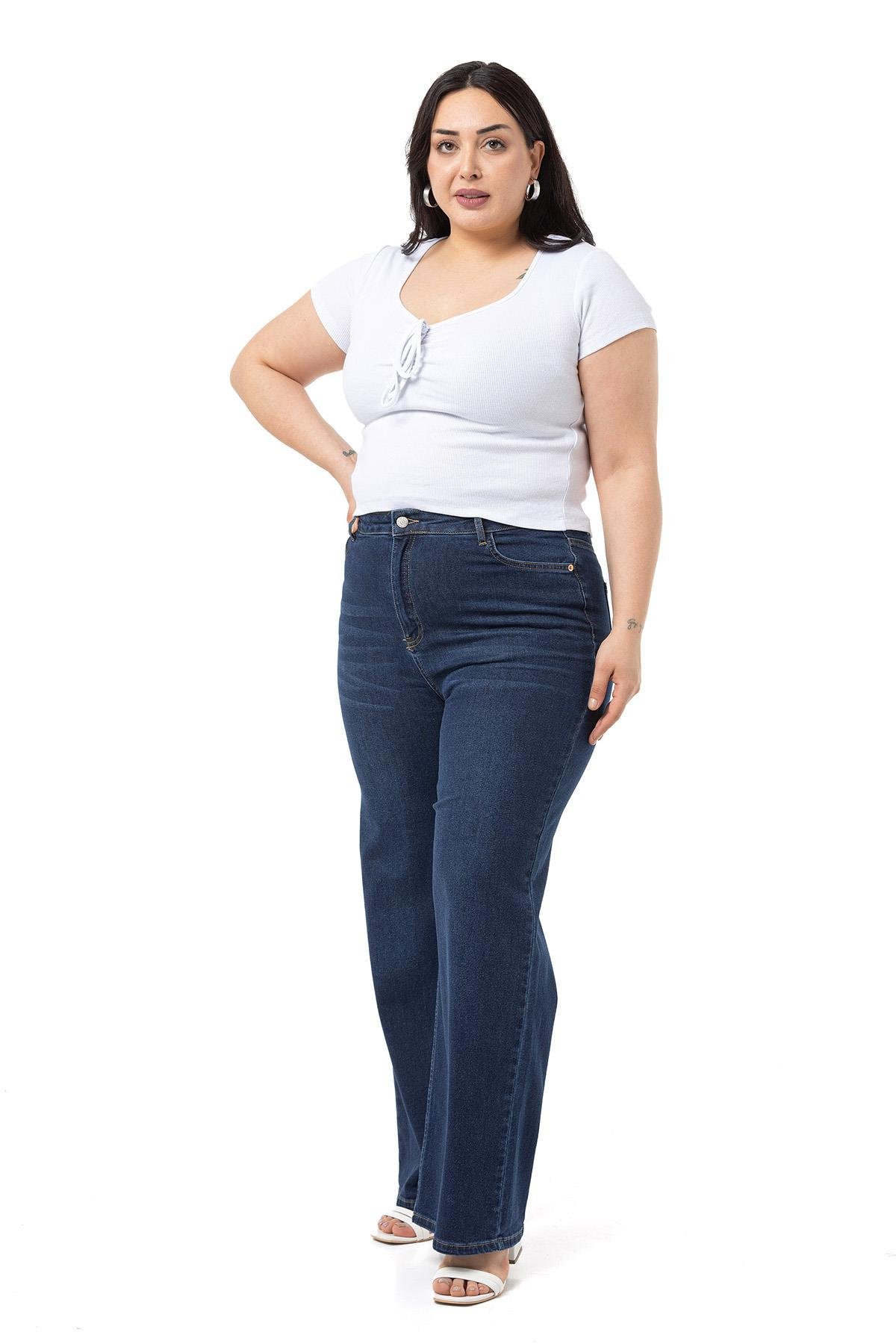 PantsDisentis Modest Büyük Beden Yüksek Bel Geniş Paça Lacivert Denim PantolonDISENTIS MODESTBüyük Beden Yüksek Bel Geniş Paça Lacivert Denim Pantolon