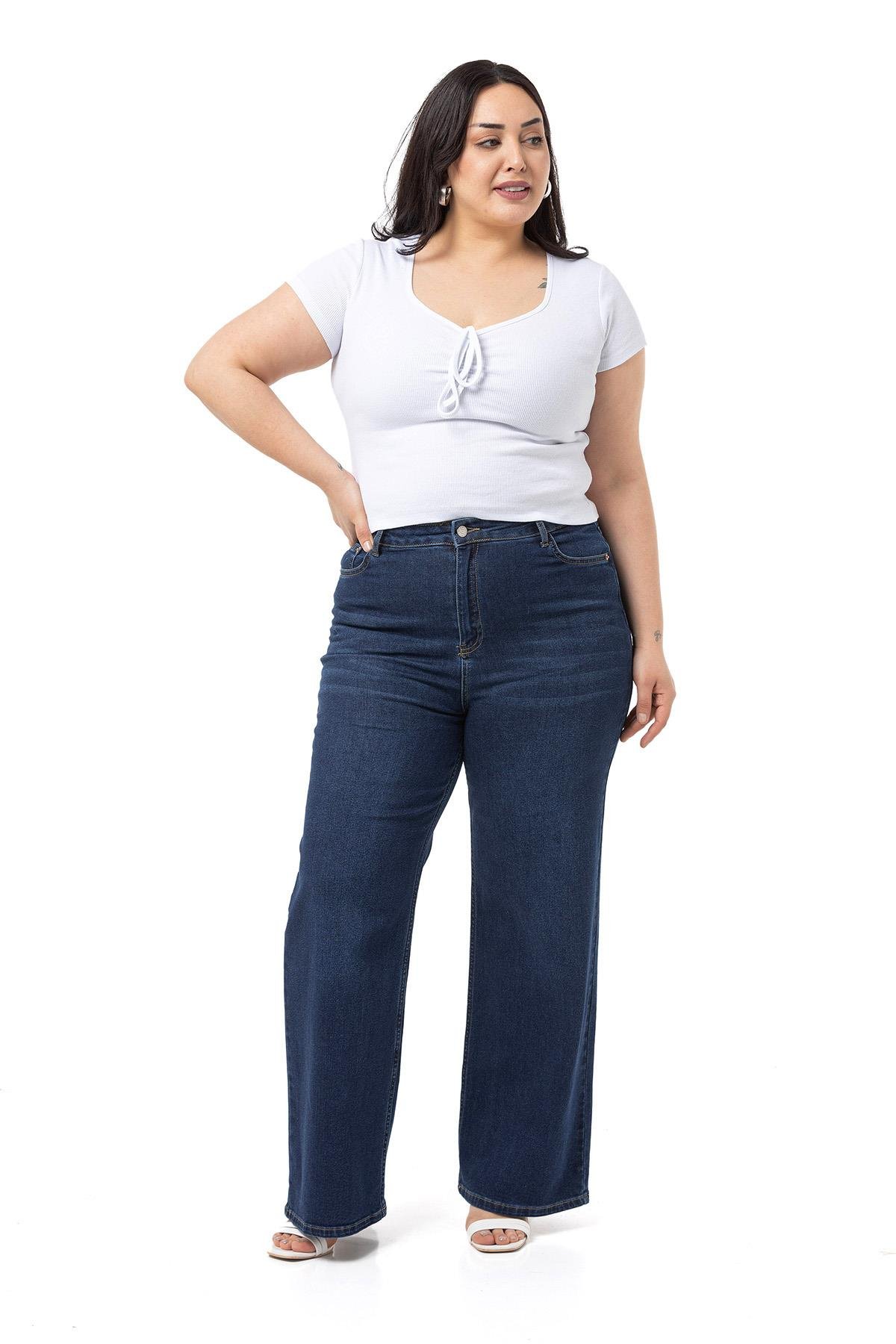 PantsDisentis Modest Büyük Beden Yüksek Bel Geniş Paça Lacivert Denim PantolonDISENTIS MODESTBüyük Beden Yüksek Bel Geniş Paça Lacivert Denim Pantolon