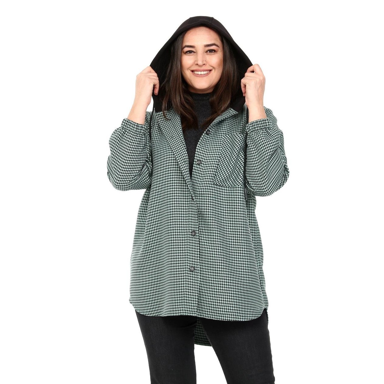 TEK KALANLARDisentis Modest Kapüşonlu Tek Cepli Yeşil Gömlek DISENTIS MODESTBüyük Beden Kapüşonlu Tek Cepli Yeşil Gömlek 