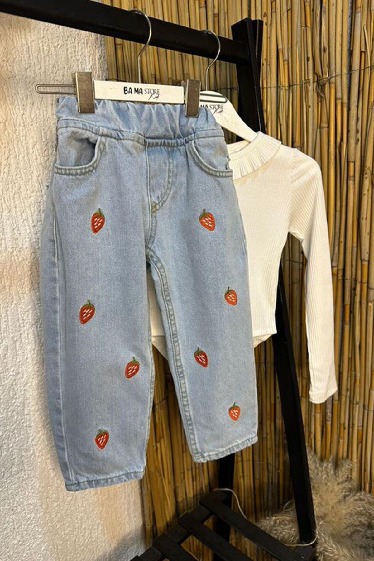 Çilek Desenli Kot Pantolon 