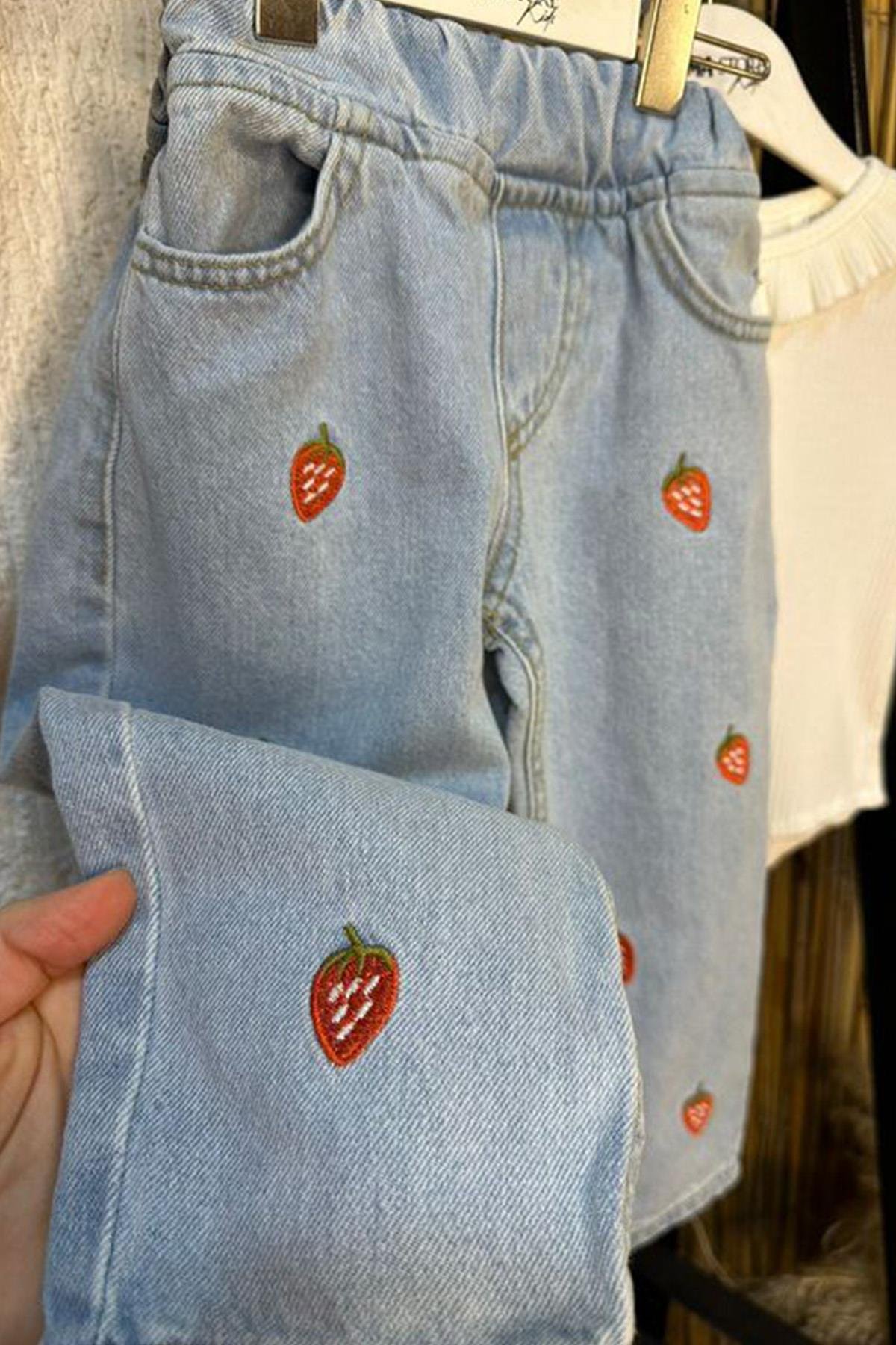 Çilek Desenli Kot Pantolon 
