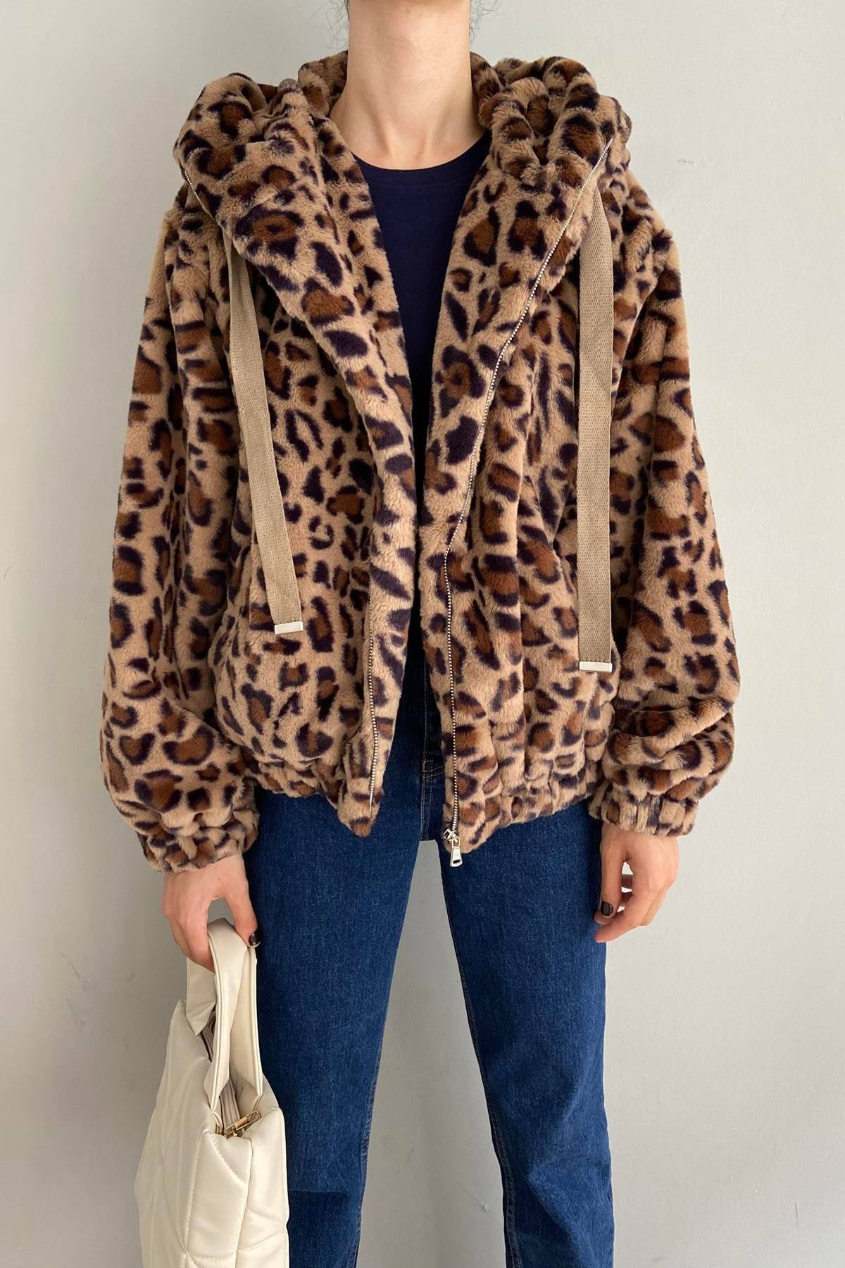 LEOPAR DESEN PELÜŞ KABAN