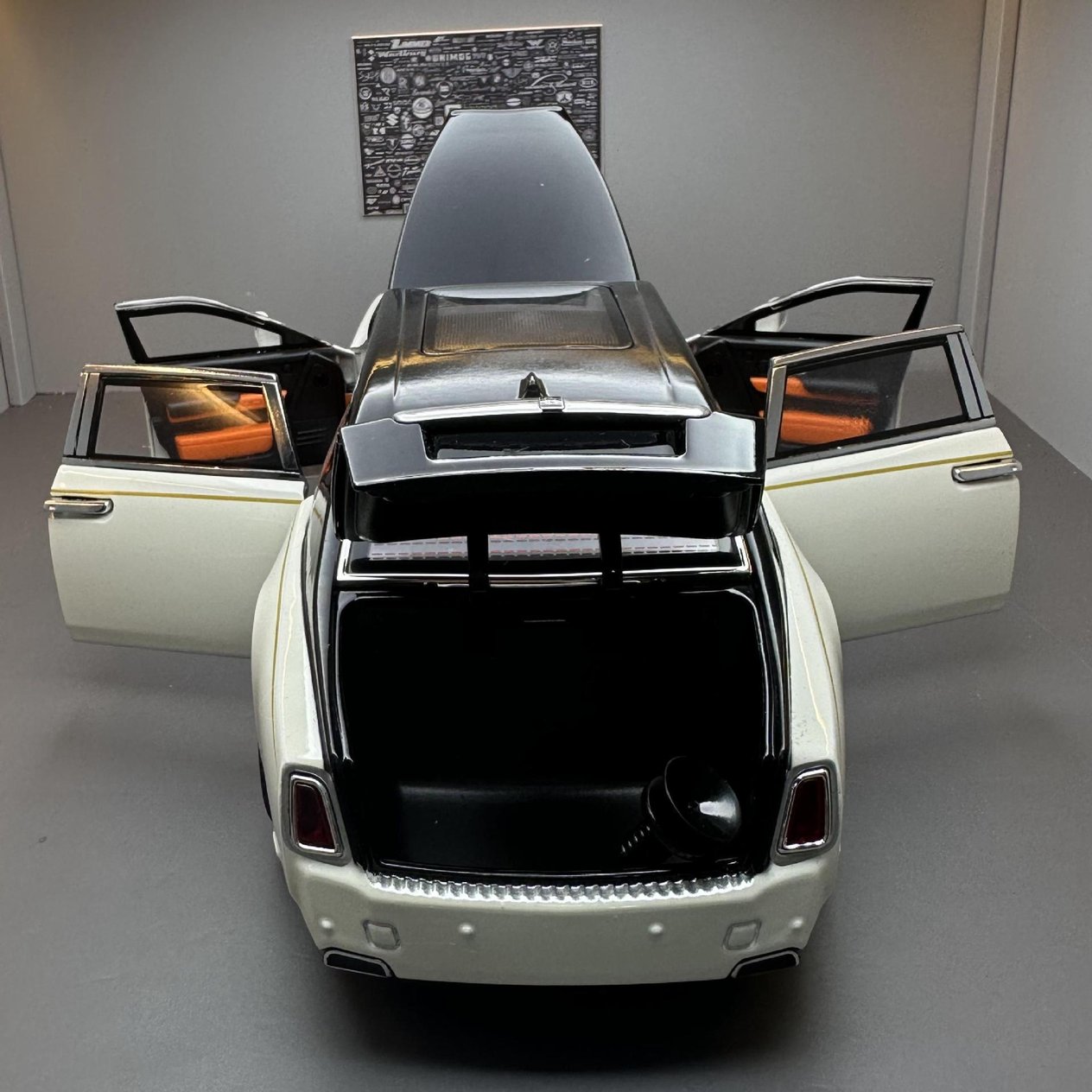 tcherchi-1-rolls-royce-phantom-alasim--2a2b2d.jpg