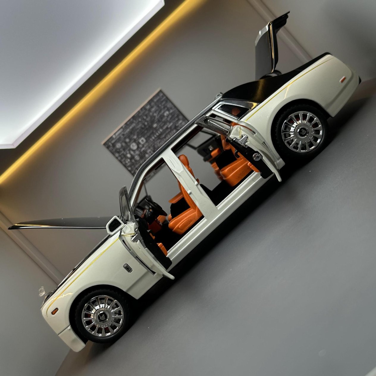 tcherchi-1-rolls-royce-phantom-alasim--f878a4.jpg