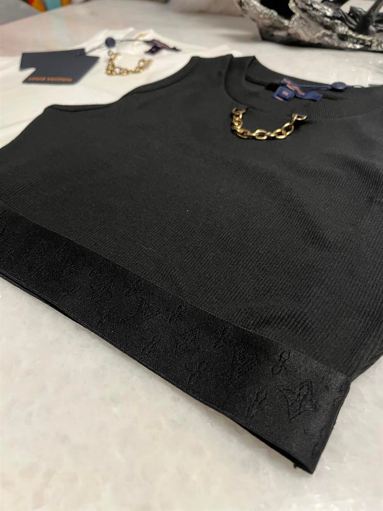 LV SİYAH ZİNCİR DETAYLI CROP TOP