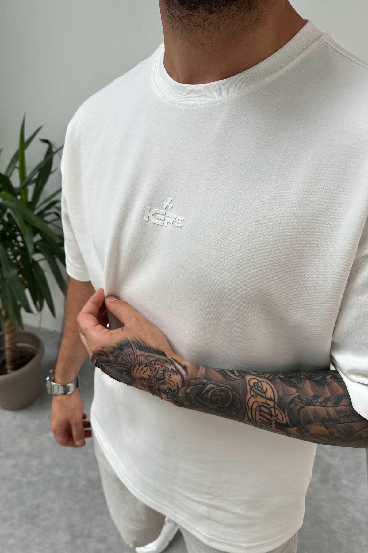 Beyaz Keps Oversize T-Shirt