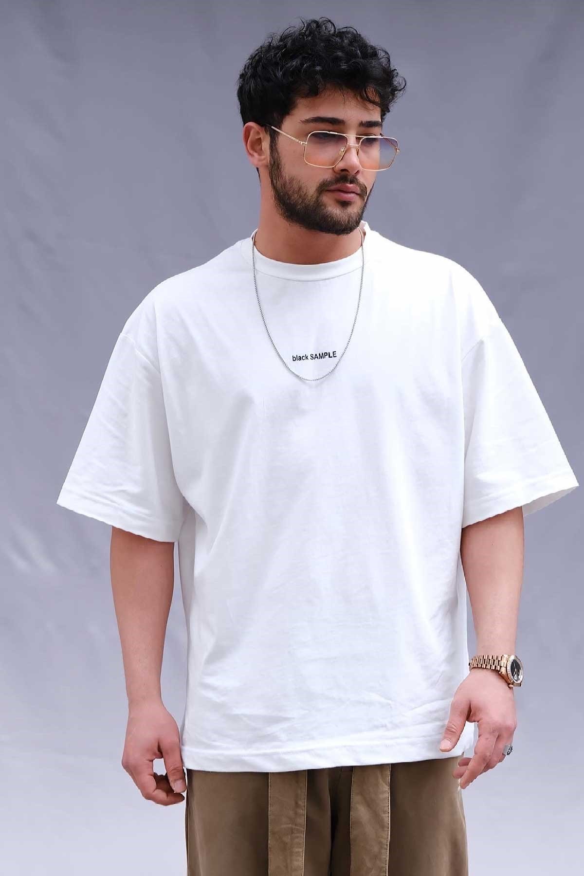 Oversize Beyaz T-Shirt Göz