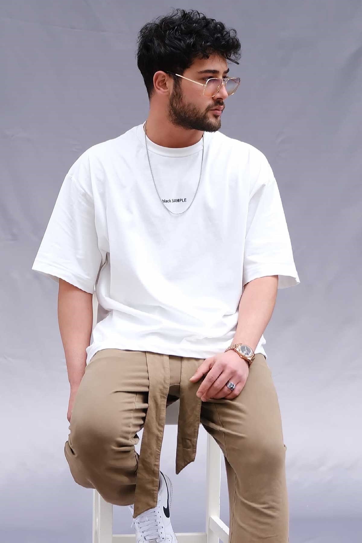 Oversize Beyaz T-Shirt Göz