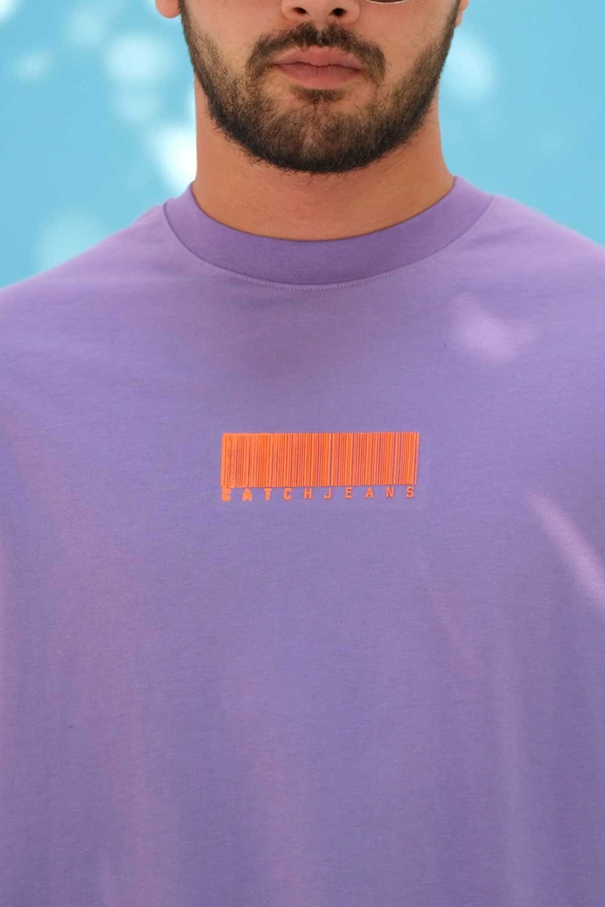 Oversize Lila Arkası Desenli T-Shirt 