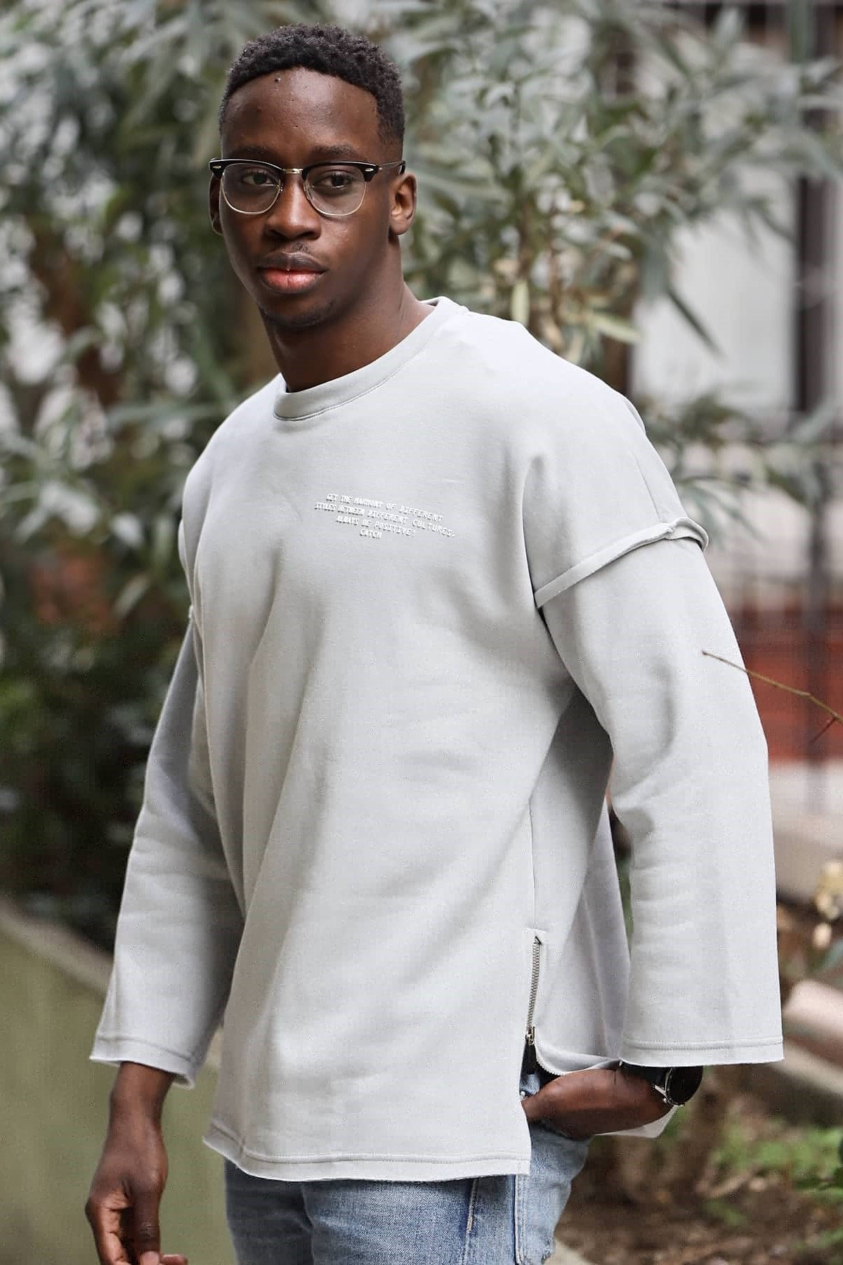 Oversize Yandan Fermuarlı Sweatshirt Beyaz