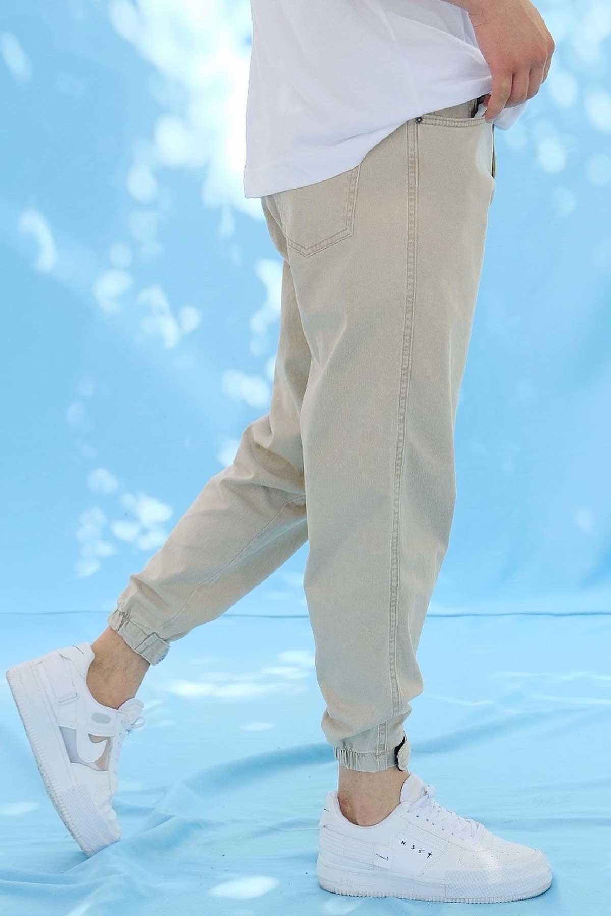 Paça Detaylı Jean 