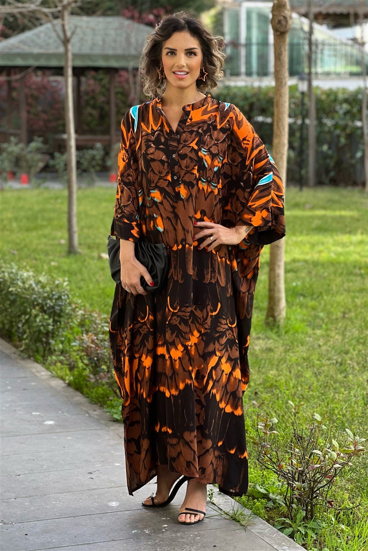 Kahverengi Lal Desenli Elbise