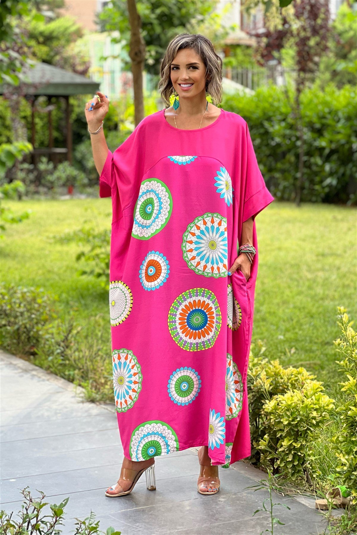 Pembe Mandala Desenli Elbise