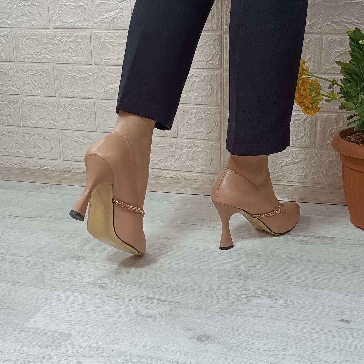 Fiyra 7023 Nut 8cm Kadeh Topuklu Taşlı Bayan Stiletto Ayakkabı
