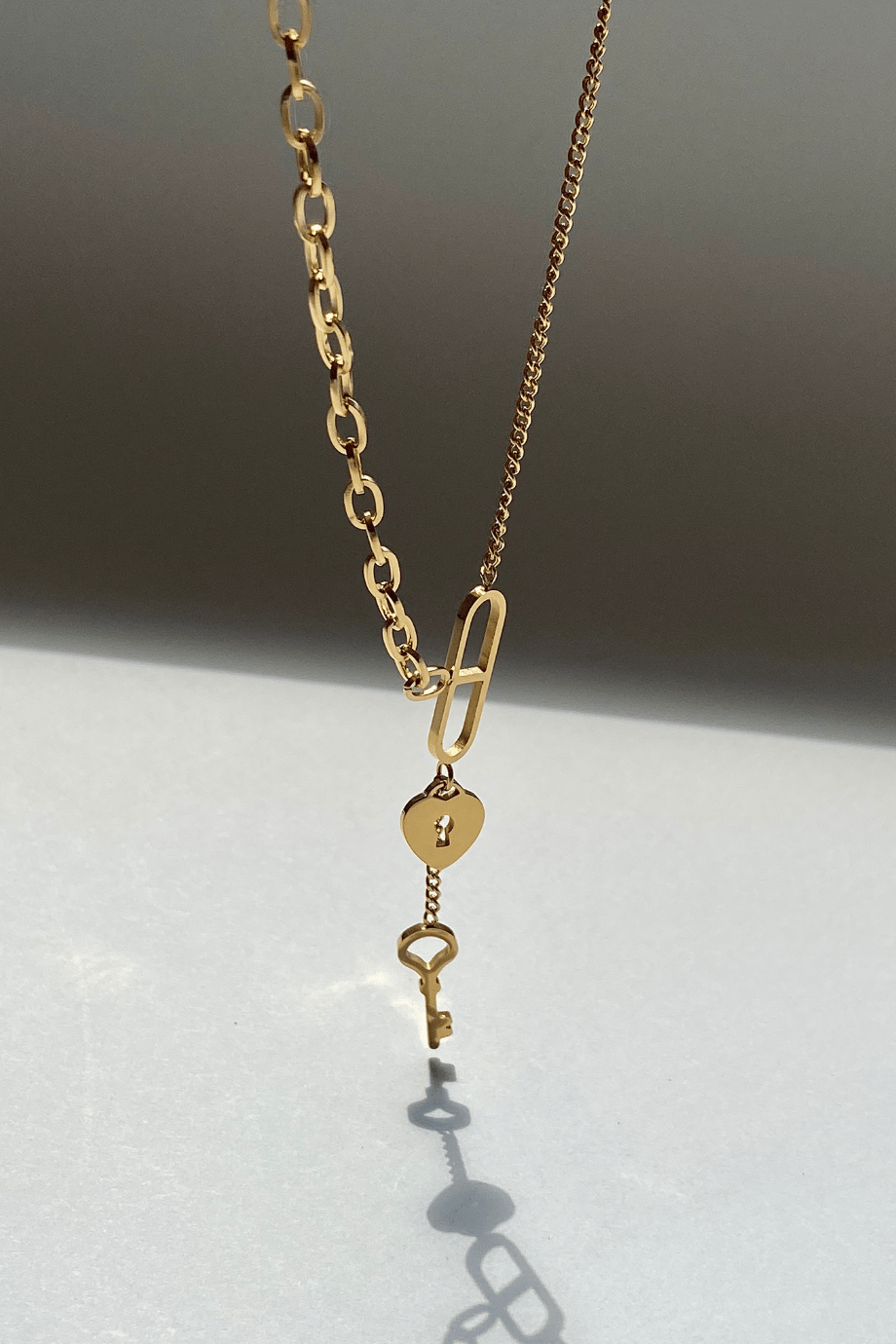 Gold Zincir Anahtar Kolye