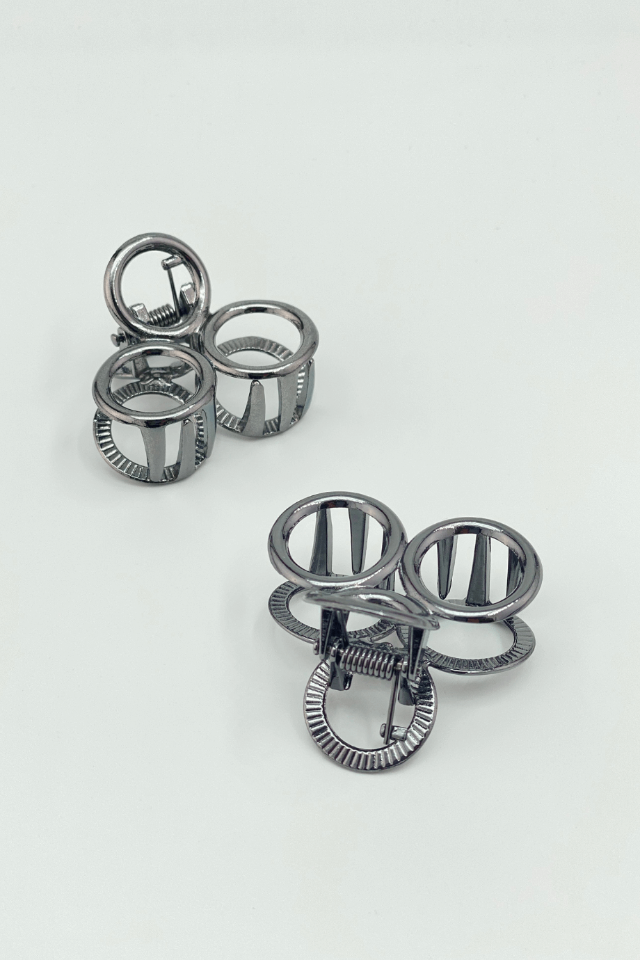 Small Claw Hair Clip Metallic