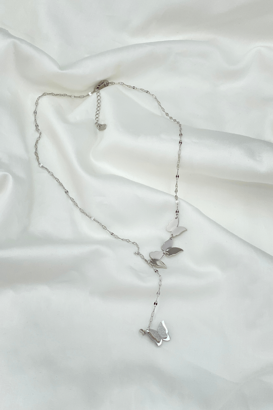 Silver Kelebek Kolye Modelleri