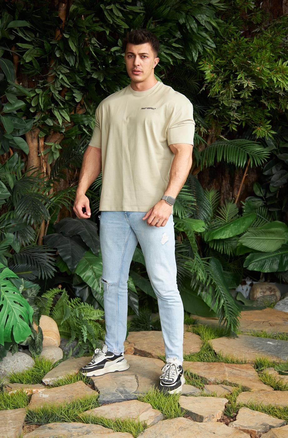 Nakış Detaylı Oversize Tshirt