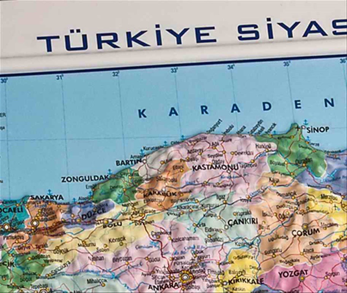Gürbüz 25021 Kabartmali Türkiye Siyasi Harita 35Cmx50Cm  