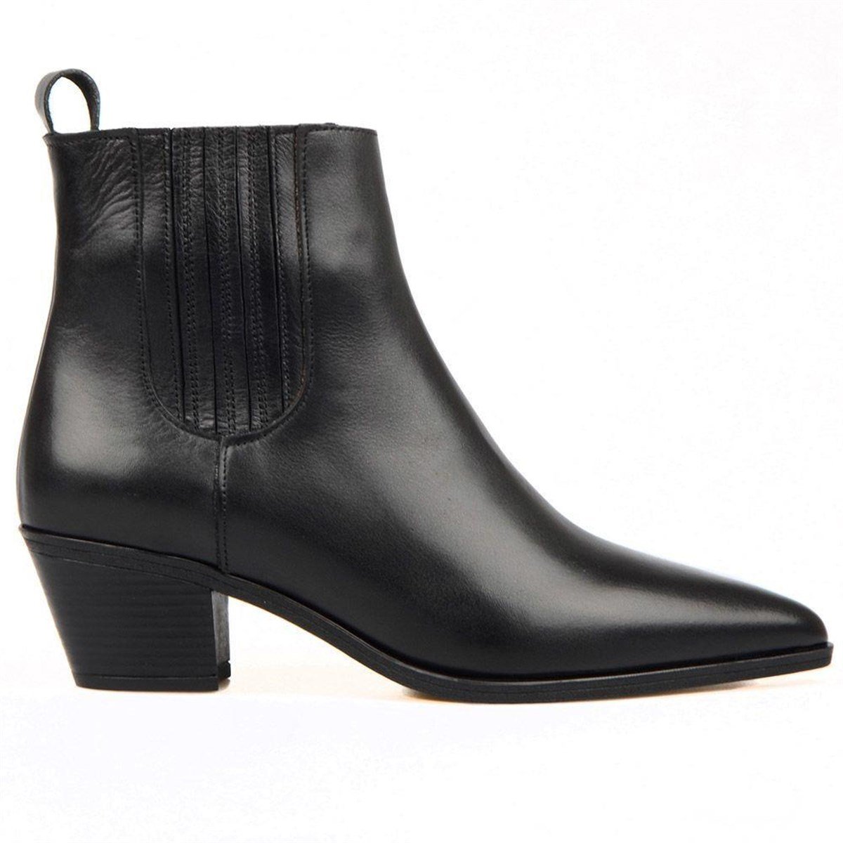 FootCourt Black Women's Boots Black