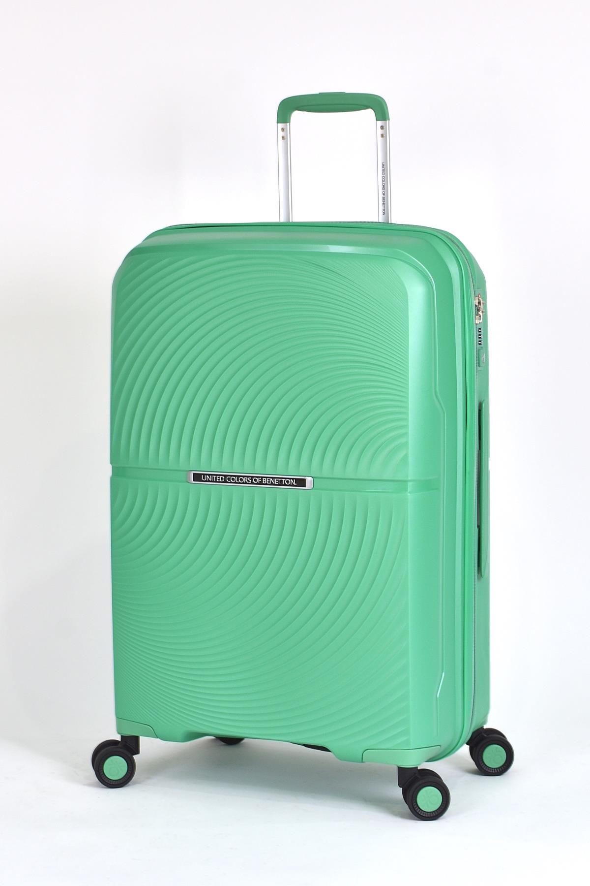 {United Colors of Benetton}