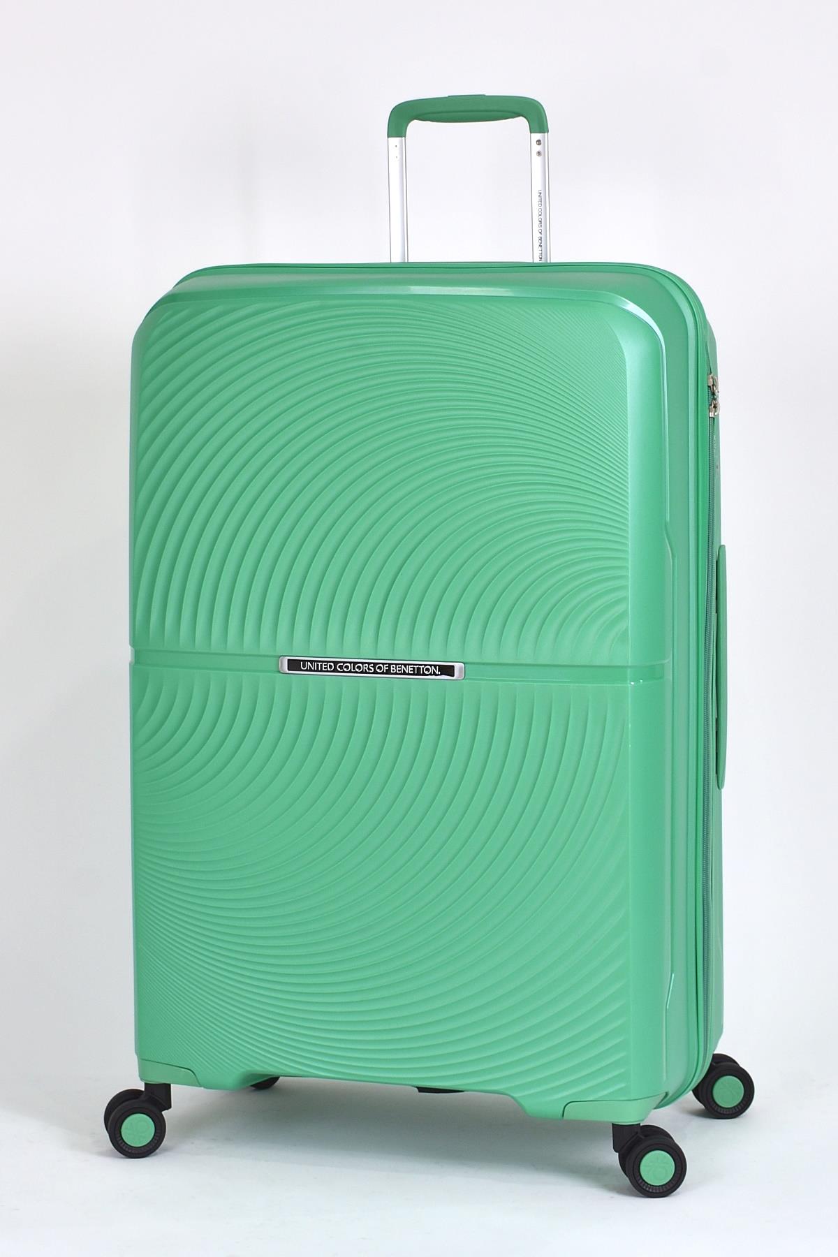 {United Colors of Benetton}