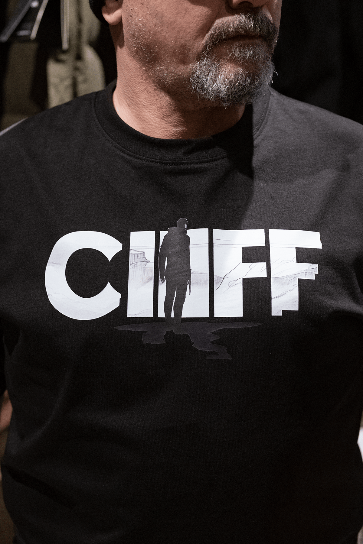 Cliff Logo No.1 Tişört - Rahat Kesim, %100 Pamuk