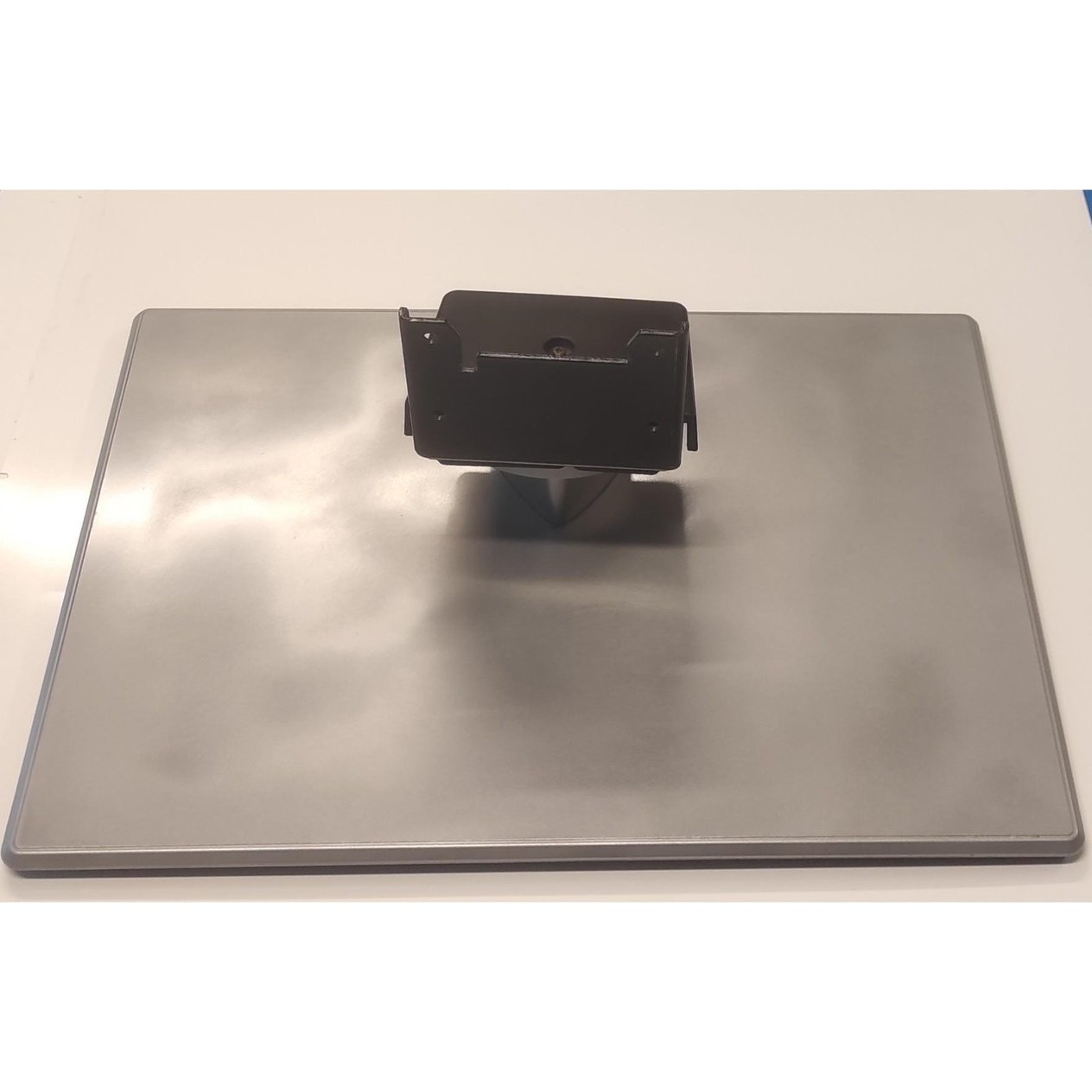 PANASONİC TX-P42ST60E, TX-P42St60, TX-P50ST60,  AYAK ,STANDTBL5ZA33901PANASONİC TX-P42ST60E TX-P42St60 TX-P50ST60  AYAK STANDTBL5ZA33901