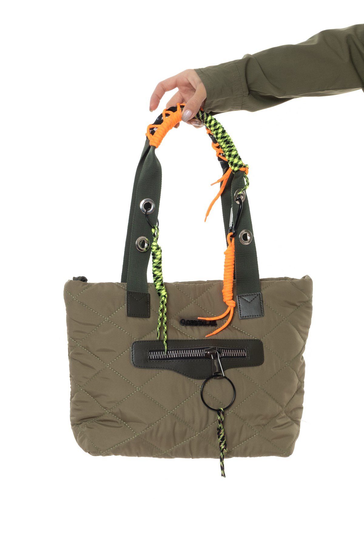 Mgebutik Haki Kadın Neon Detaylı Kapitone ÇantaMgebutik Haki Kadın Neon Detaylı Kapitone Çanta