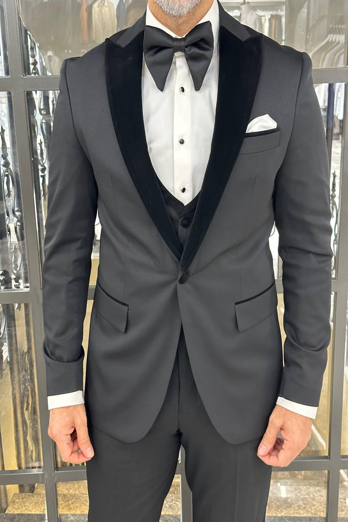  BLACK SUIT WITH GROOM VEST