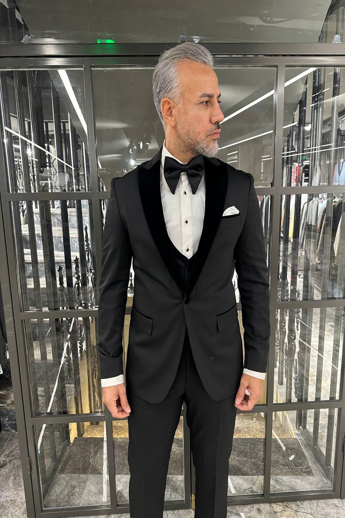  BLACK SUIT WITH GROOM VEST