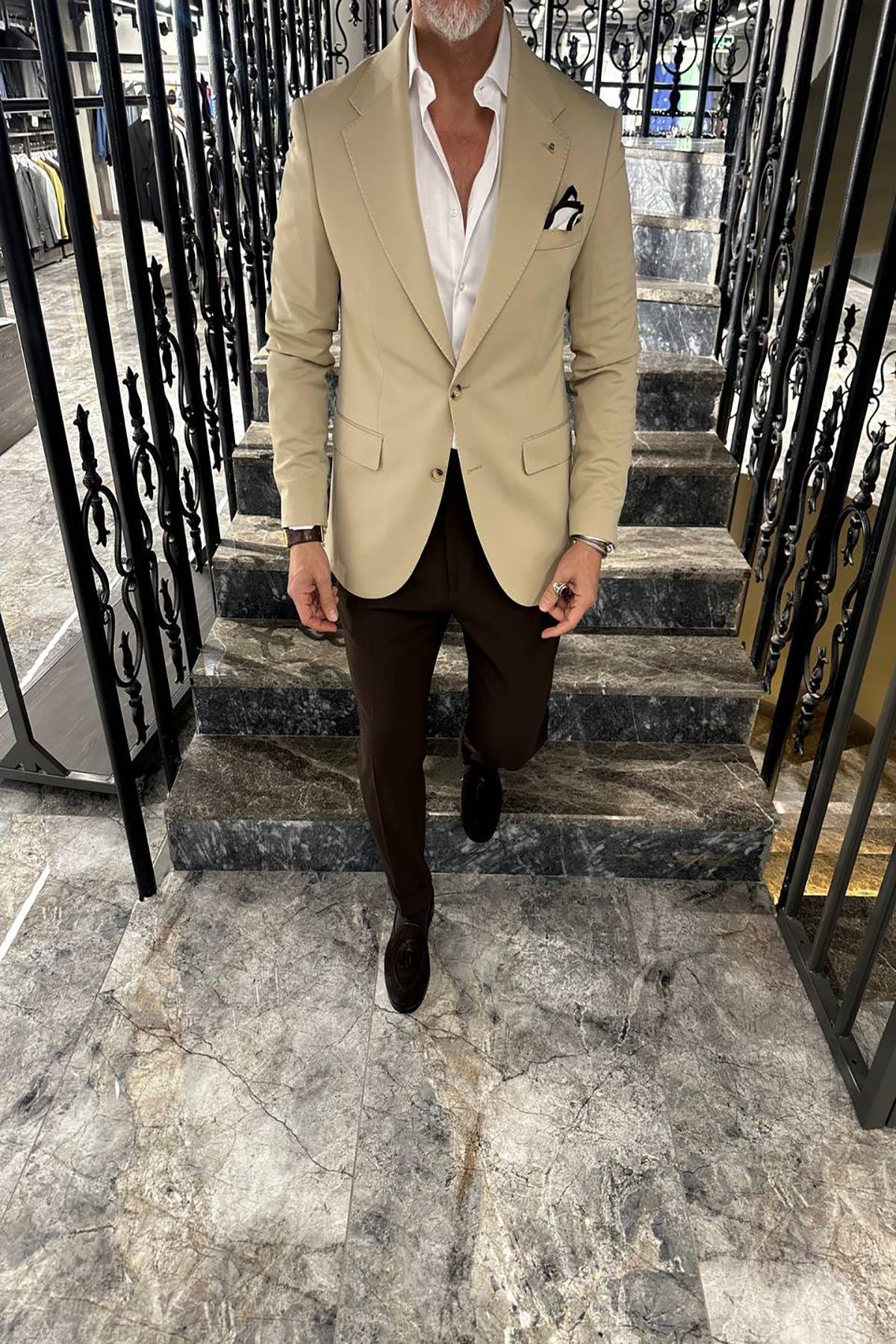 WIDE COLLAR JACKET