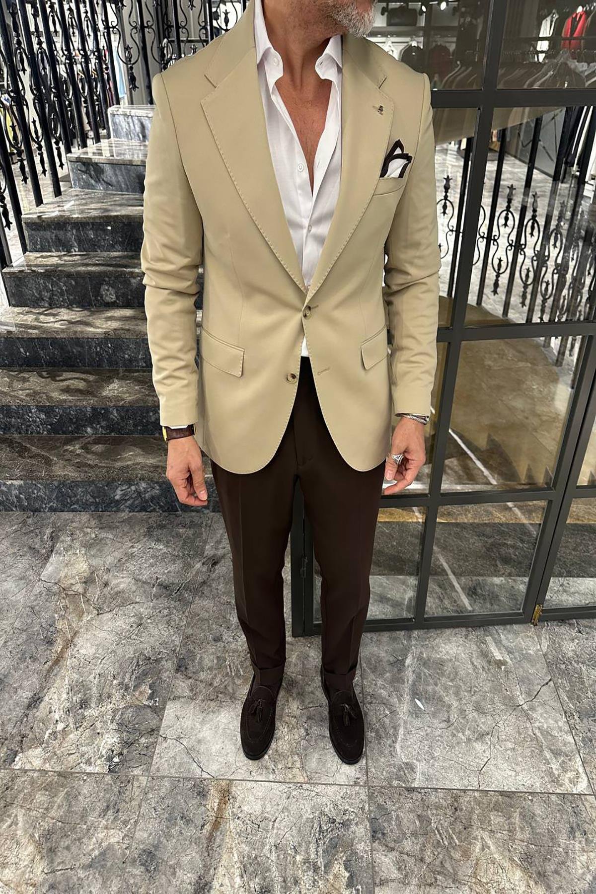WIDE COLLAR JACKET