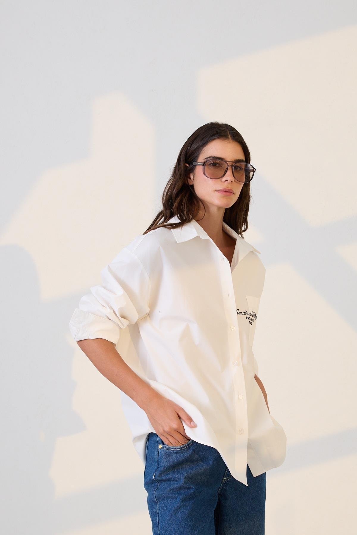 Beyaz Cep Ve Baskı Detaylı Uzun Kollu Gömlek Kadın Shirt modelleri