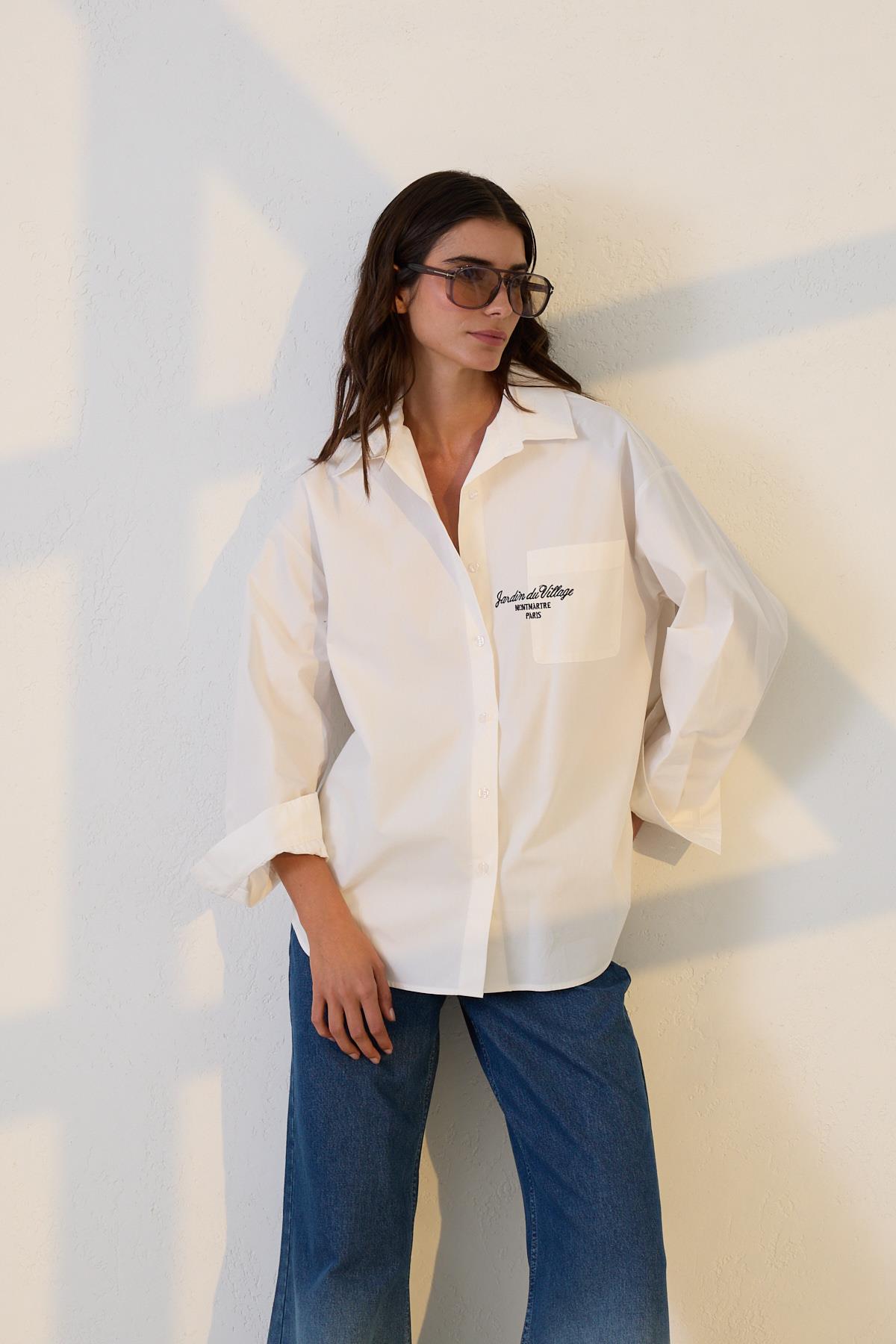 Beyaz Cep Ve Baskı Detaylı Uzun Kollu Gömlek Kadın Shirt modelleri