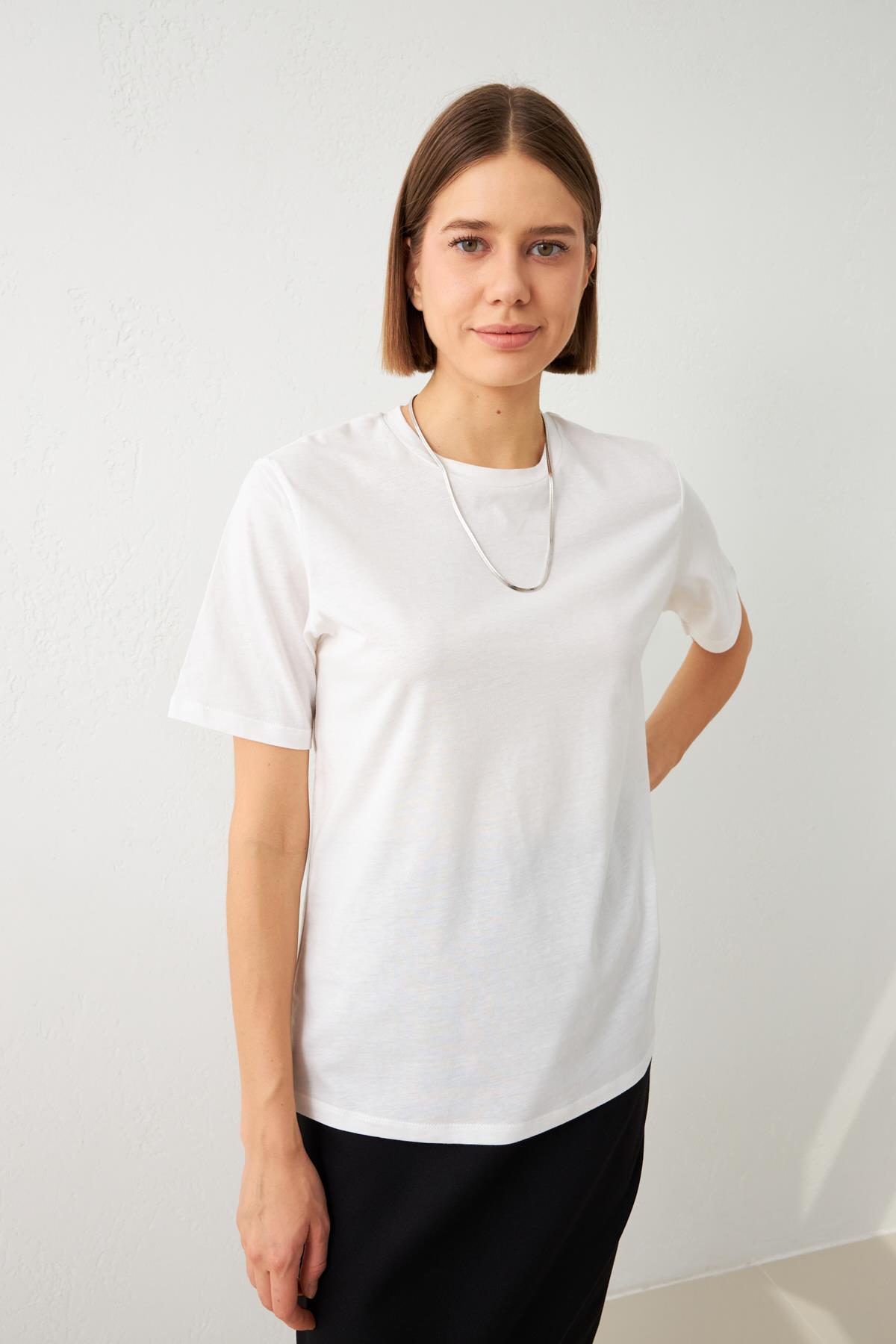Ekru Bisiklet Yaka Düz T-Shirt Kadın T-Shirt modelleri
