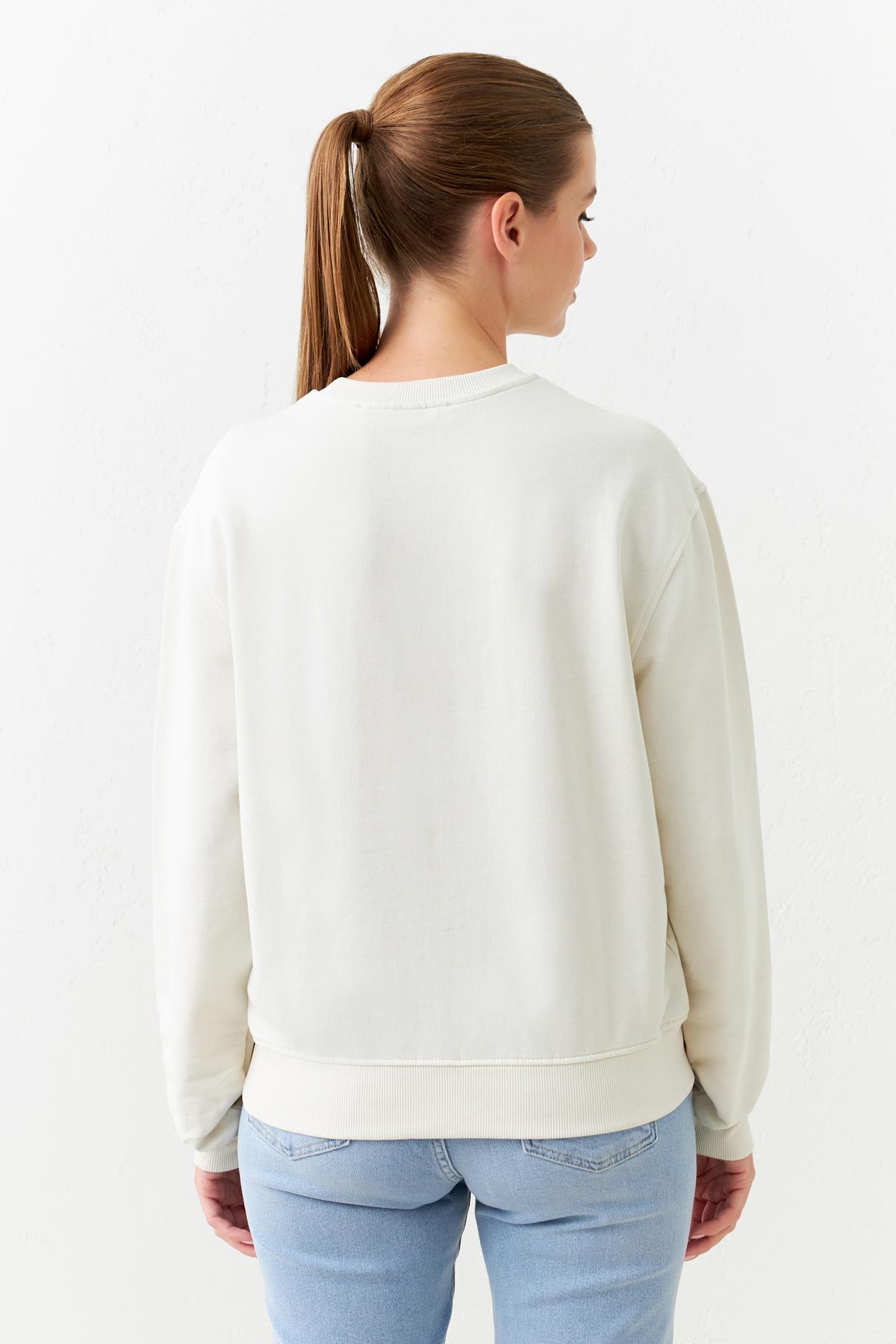 Ekru Pamuklu Bisiklet Yaka Uzun Kollu Sweatshirt Kadın Kategorisiz modelleri