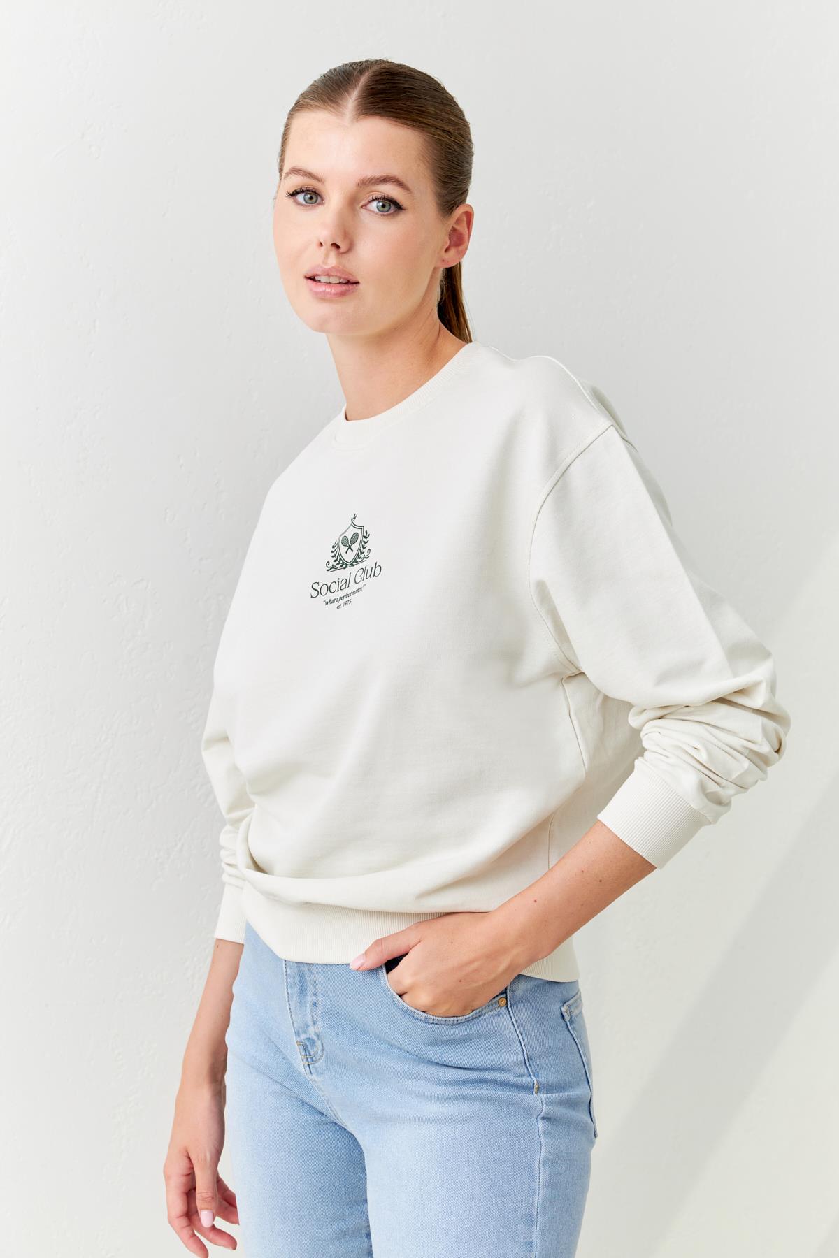 Ekru Pamuklu Bisiklet Yaka Uzun Kollu Sweatshirt Kadın Kategorisiz modelleri
