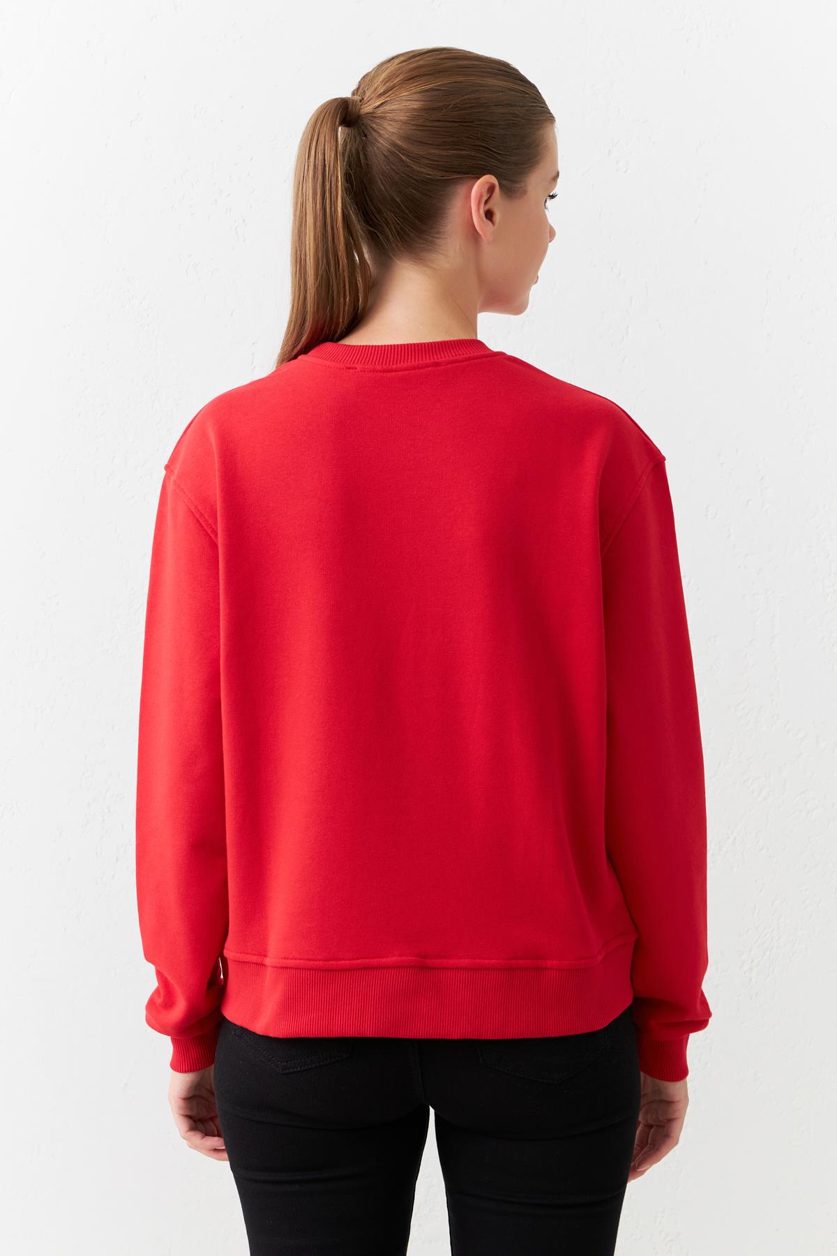 Kırmızı Baskı Detaylı Bisiklet Yaka Uzun Kollu Sweatshirt Kadın Kategorisiz modelleri
