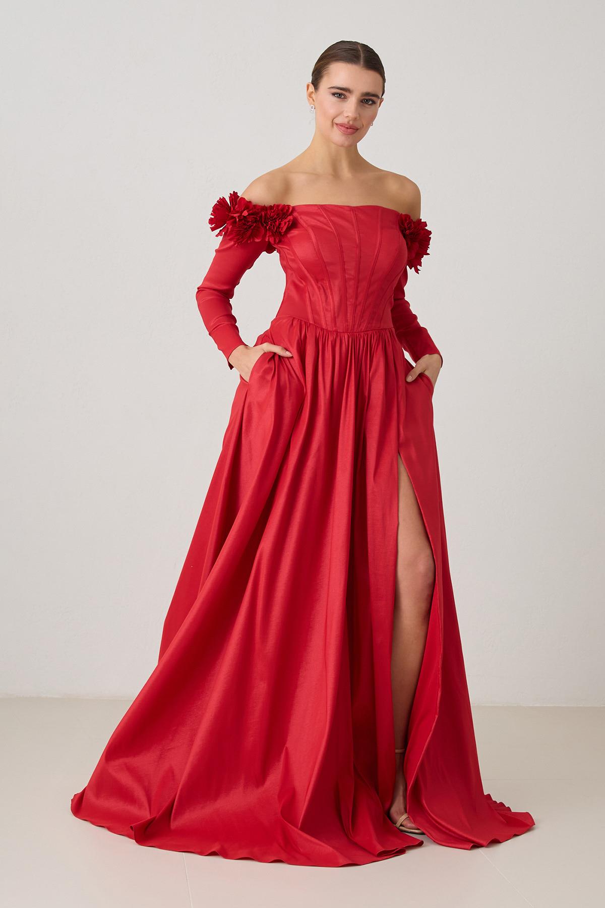 Kırmızı Starplez Omuzlarda Gül Ve Kol Detaylı Belden Oturtmalı Uzun Abiye Elbise Kadın Evening Dress modelleri
