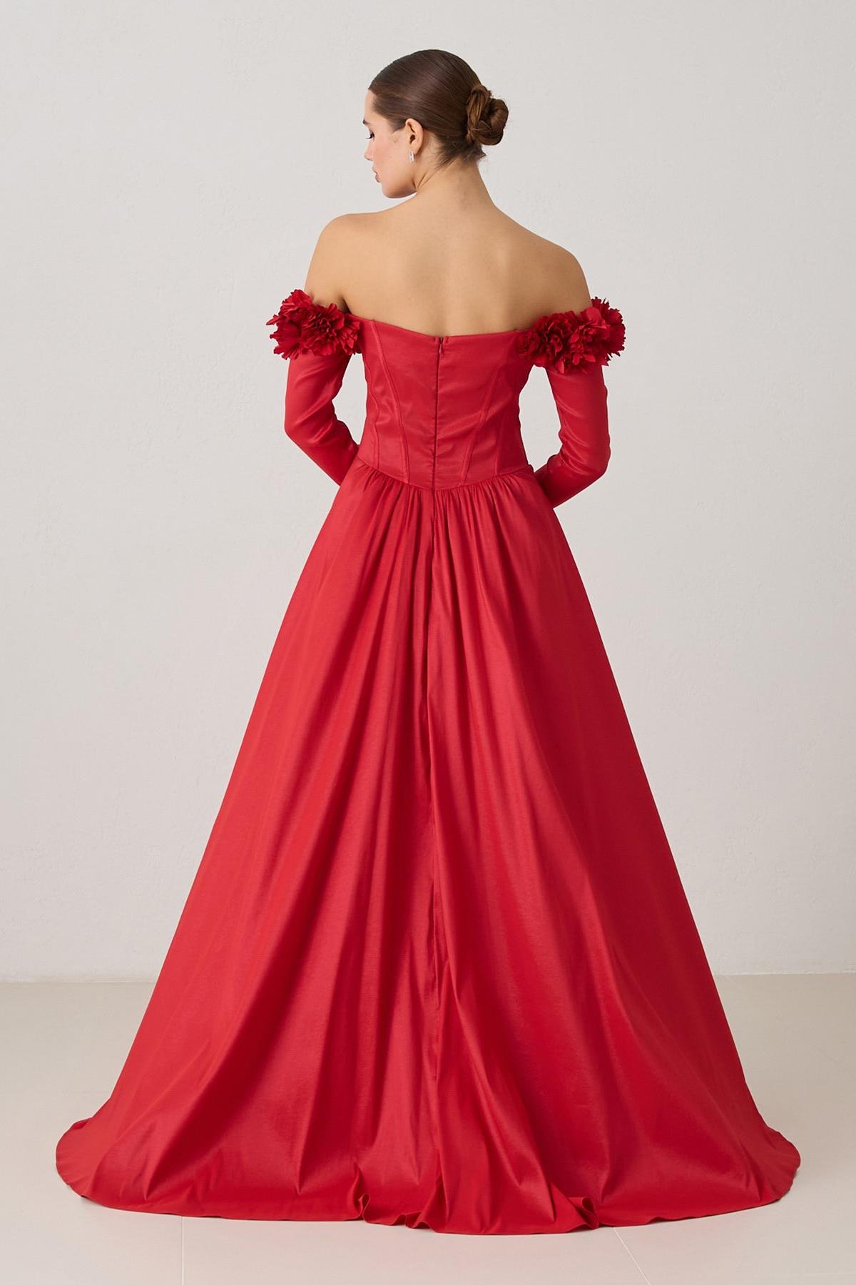 Kırmızı Starplez Omuzlarda Gül Ve Kol Detaylı Belden Oturtmalı Uzun Abiye Elbise Kadın Evening Dress modelleri