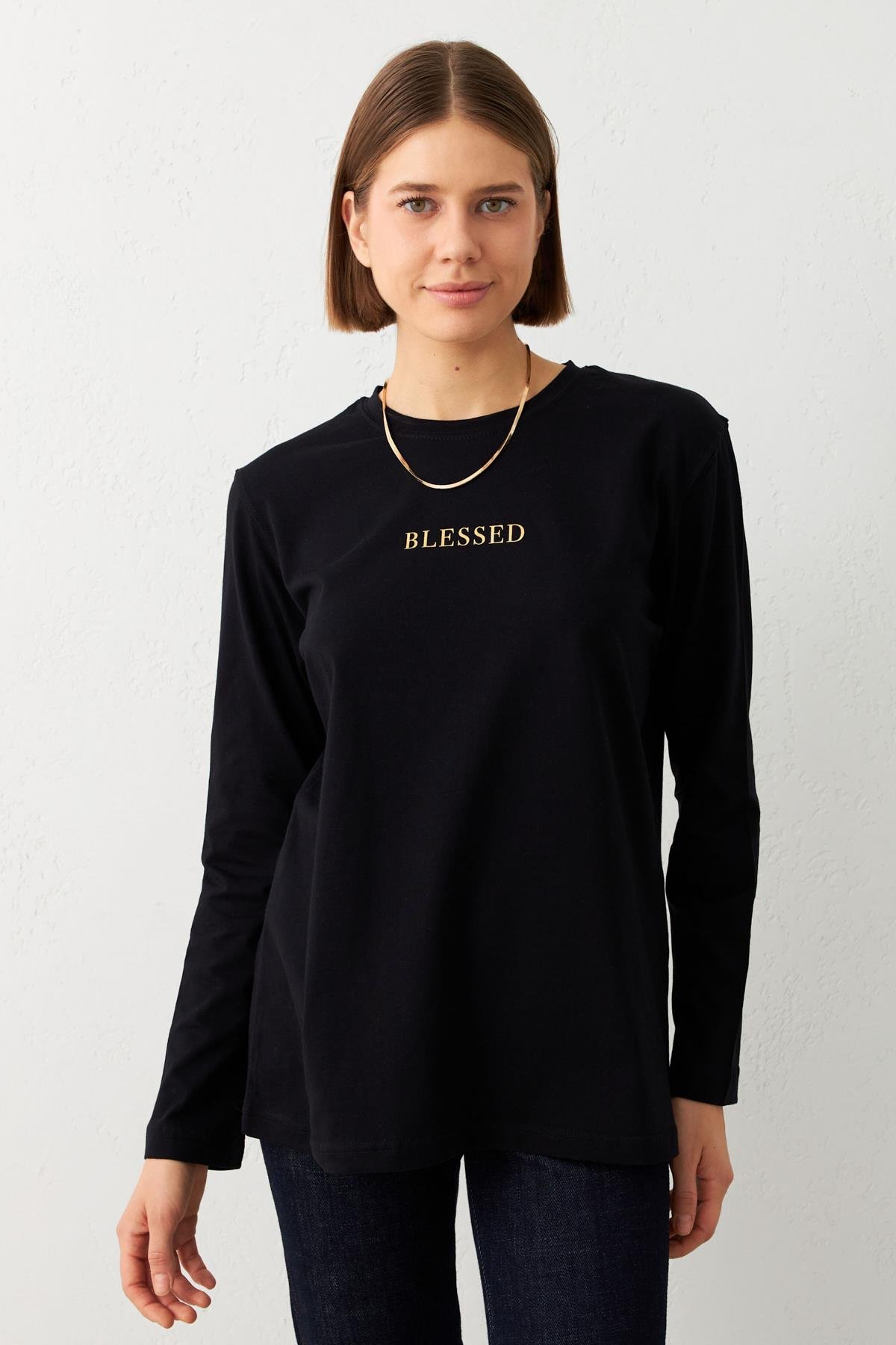 Siyah Bisiklet Yaka Uzun Kollu Baskı Detaylı Sweatshirt Kadın Sweatshirt modelleri