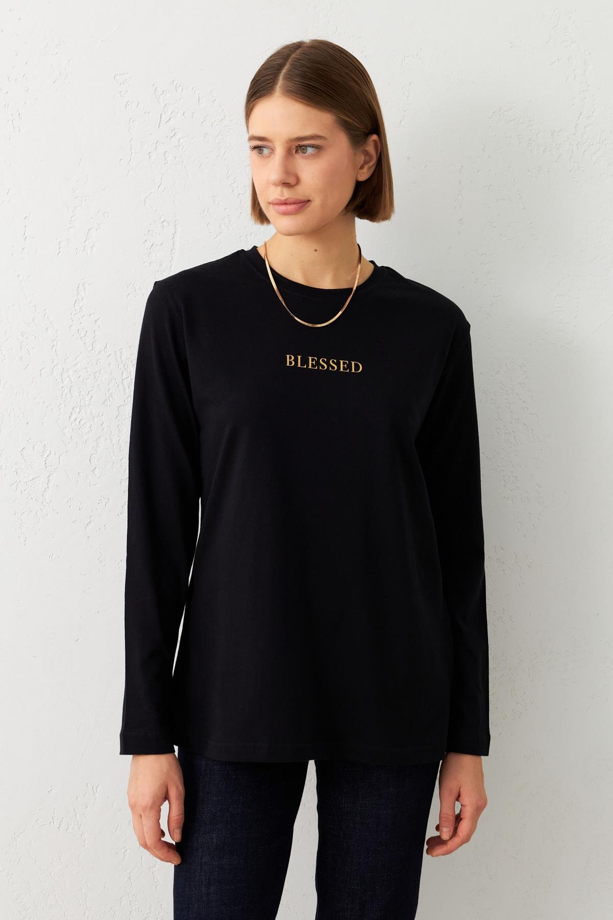 Siyah Bisiklet Yaka Uzun Kollu Baskı Detaylı Sweatshirt Kadın Sweatshirt modelleri
