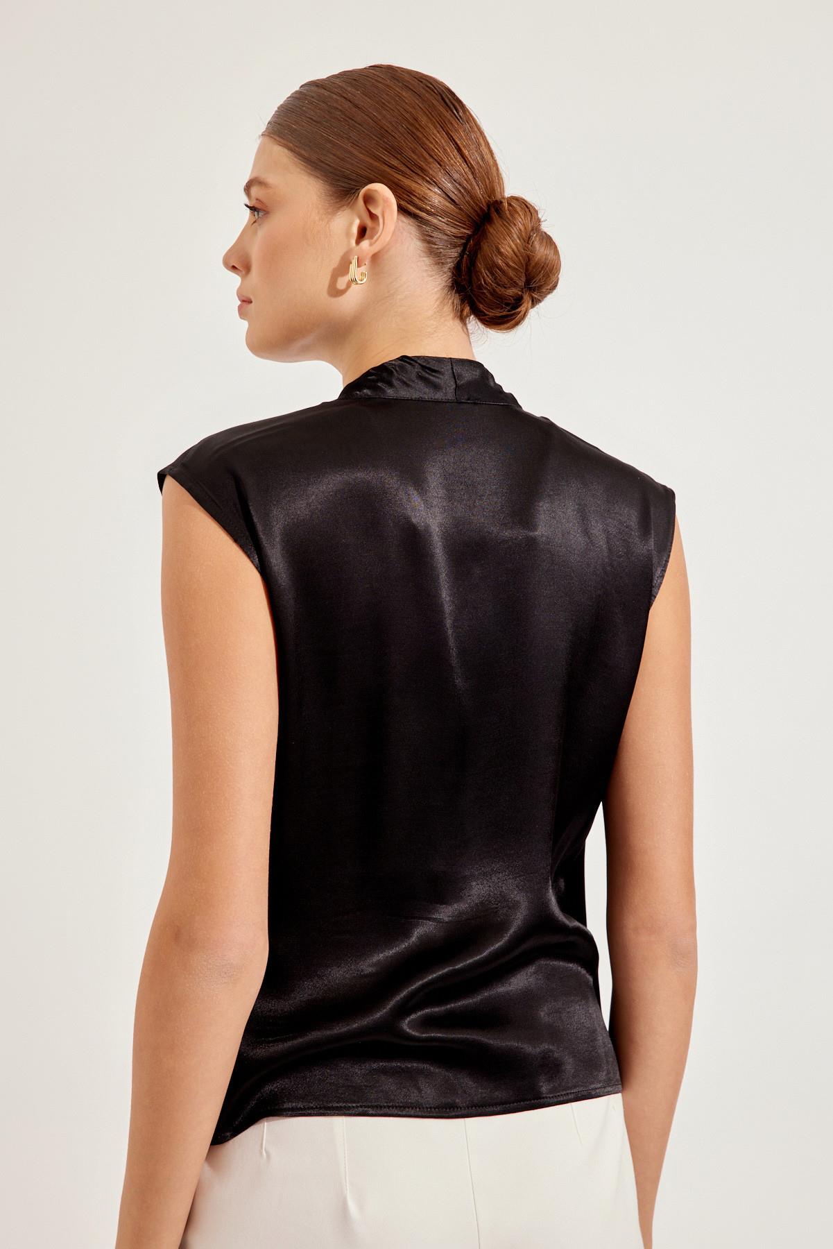 Siyah Çapraz Sıfır Kol Bluz Kadın Blouse modelleri