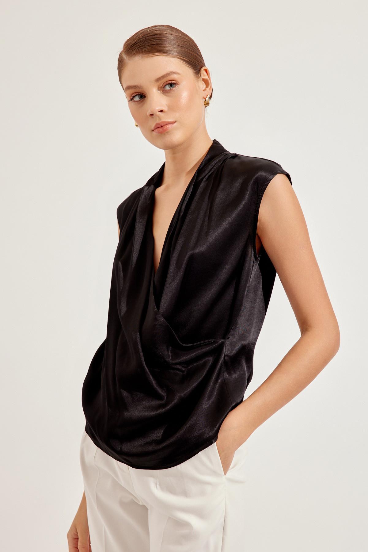 Siyah Çapraz Sıfır Kol Bluz Kadın Blouse modelleri
