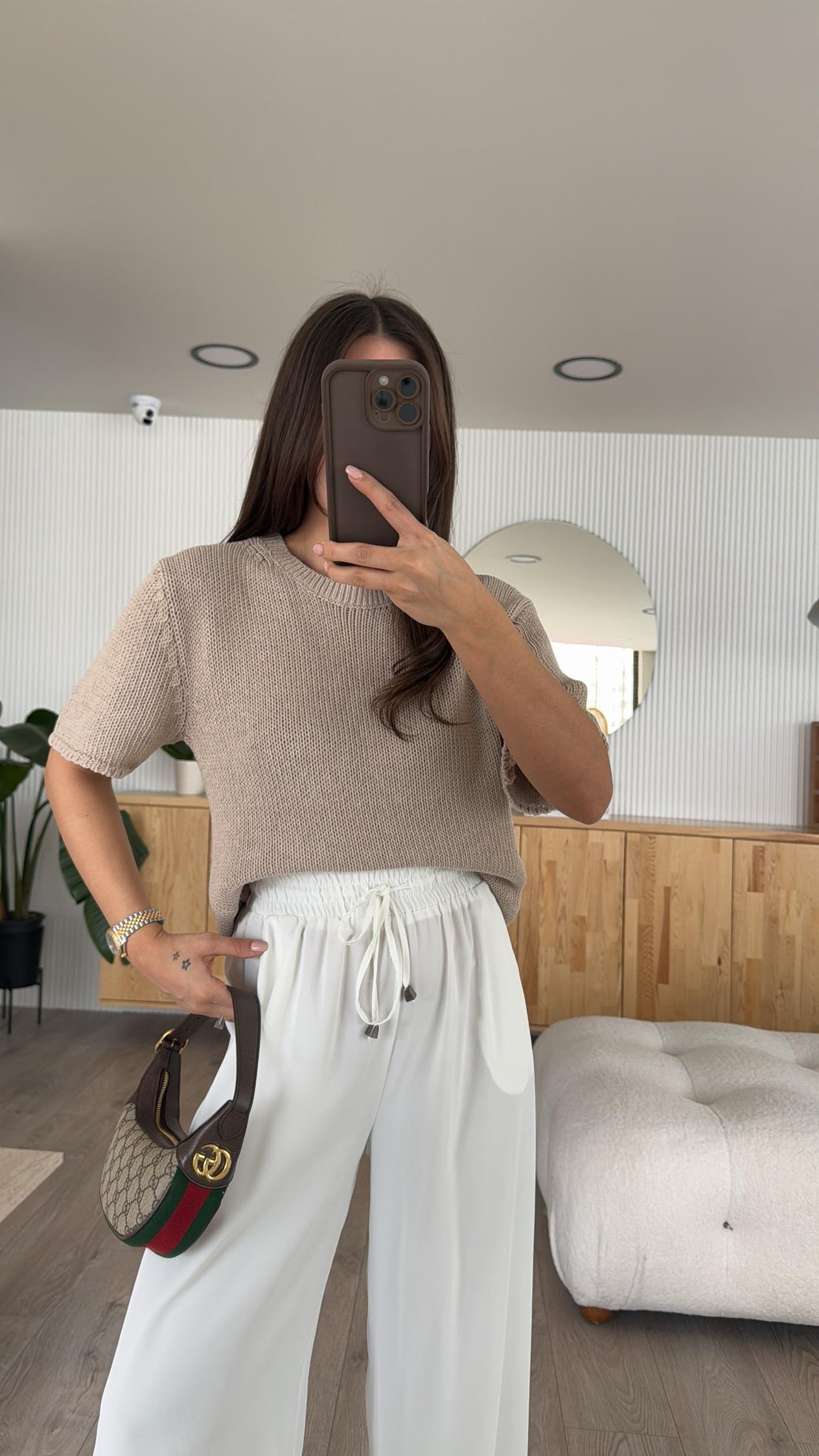 Bej Renk Kısa Kol Marka Model Triko Kazak