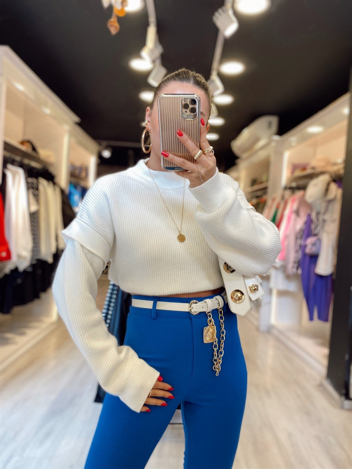 Beyaz Kol Detaylı Marka Model Kazak