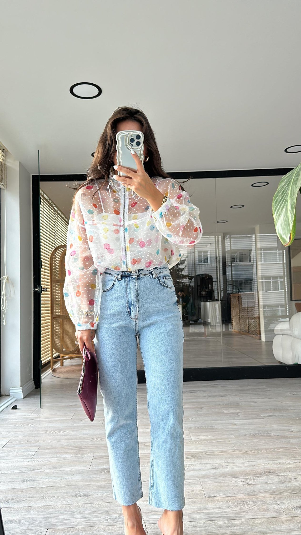 Buz Mavi Marka Model Kesik Paça Mom Jean
